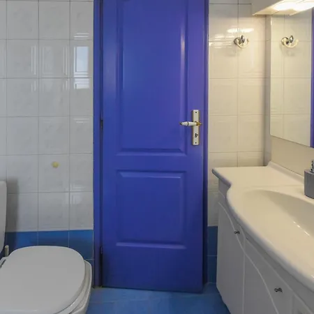 Deja Blue Maisonette Ll Holiday home